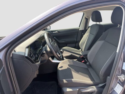 Volkswagen Polo 1.0 tsi Life 95cv (10)