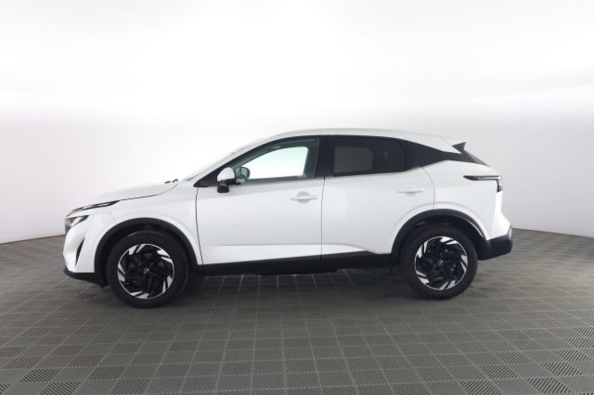 Nissan Qashqai 1.3 mhev N-Connecta 2wd 140cv (7)