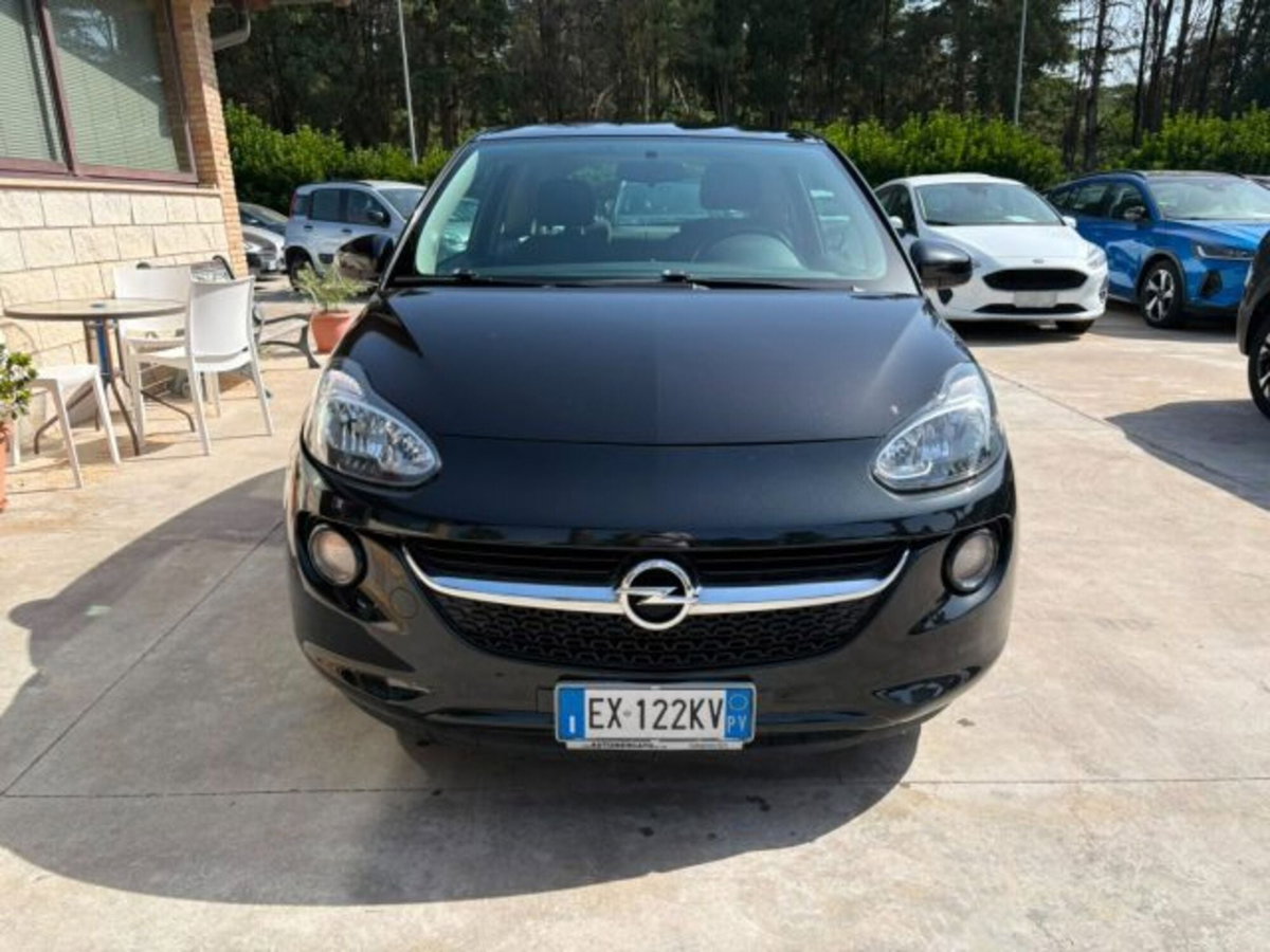 Opel Adam 1.2 70 CV Glam (2)