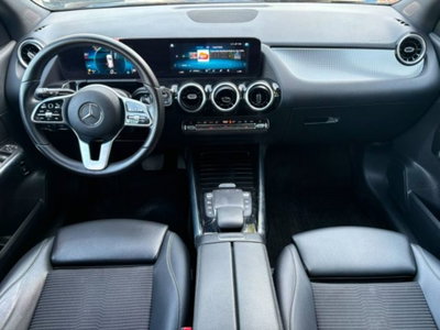 Mercedes-Benz GLA SUV 220 d Automatic Sport (8)