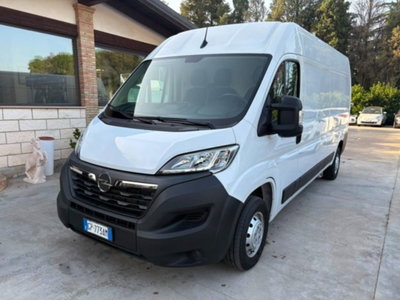 Opel Movano Furgone Heavy 35 L4H3 2.2 diesel 140cv S&S usato