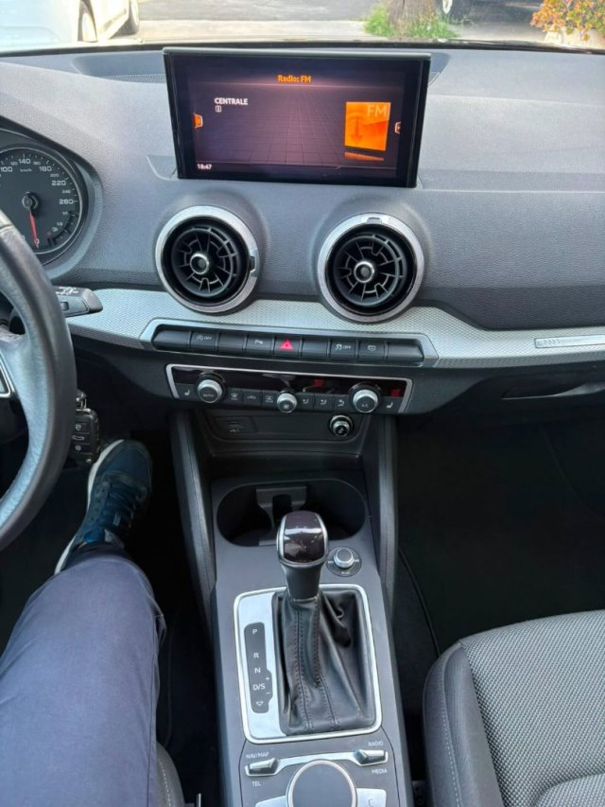 Audi Q2 Q2 2.0 TDI quattro S tronic S line Edition (20)
