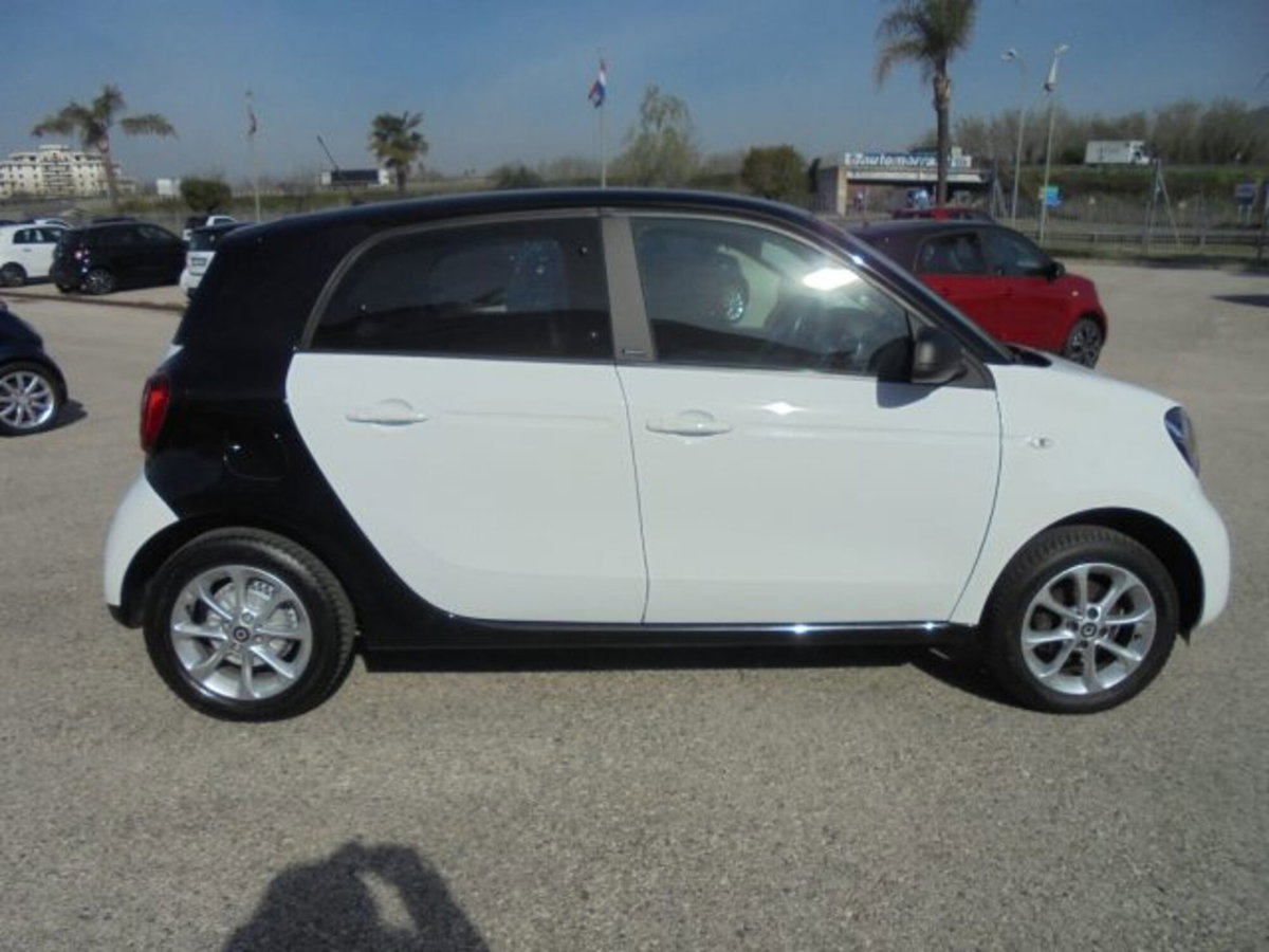 smart forfour forfour 70 1.0 twinamic Passion (9)