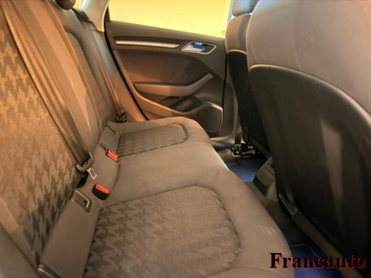 Audi A3 Sportback 1.6 TDI clean diesel S tronic Business (10)