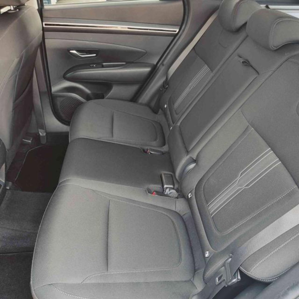 Hyundai Tucson 1.6 crdi 48V Xline 2wd dct (10)