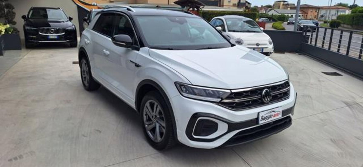 Volkswagen T-Roc 1.5 tsi R-Line (10)