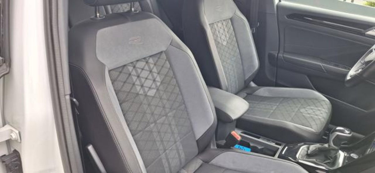 Volkswagen T-Roc 1.5 tsi R-Line (15)