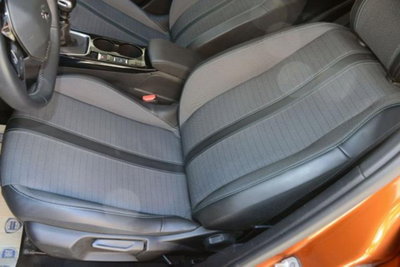 Peugeot 2008 BlueHDi 110 S&S Allure (11)