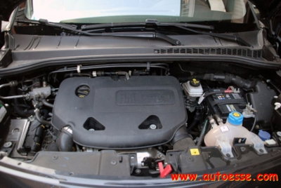 Fiat 500L 0.9 TwinAir Turbo Natural Power Lounge (15)
