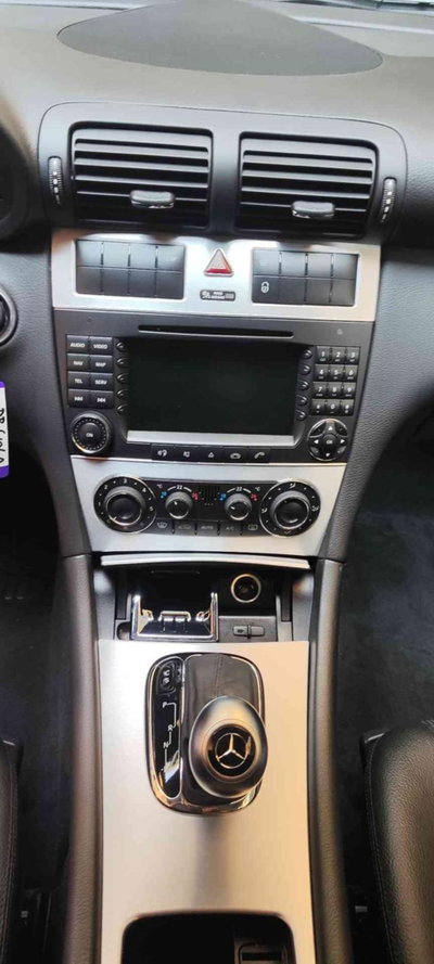 Mercedes-Benz CLC 200 CDI Sport (9)