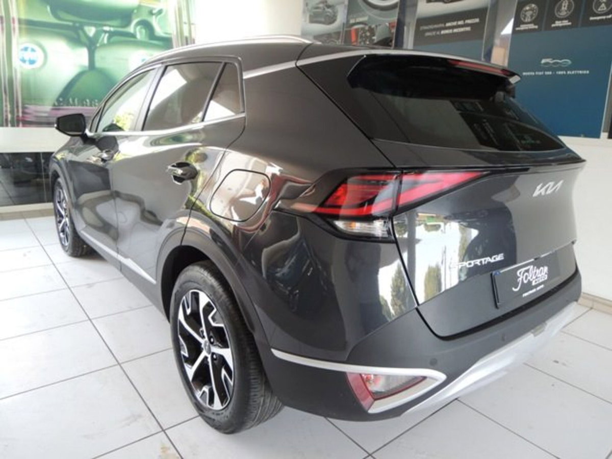 Kia Sportage 1.6 crdi mhev Style dct (3)