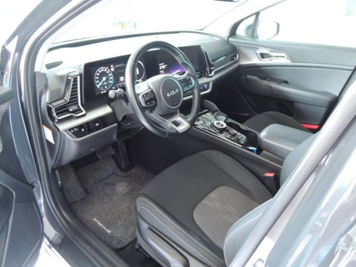 Kia Sportage 1.6 crdi mhev Style dct (8)