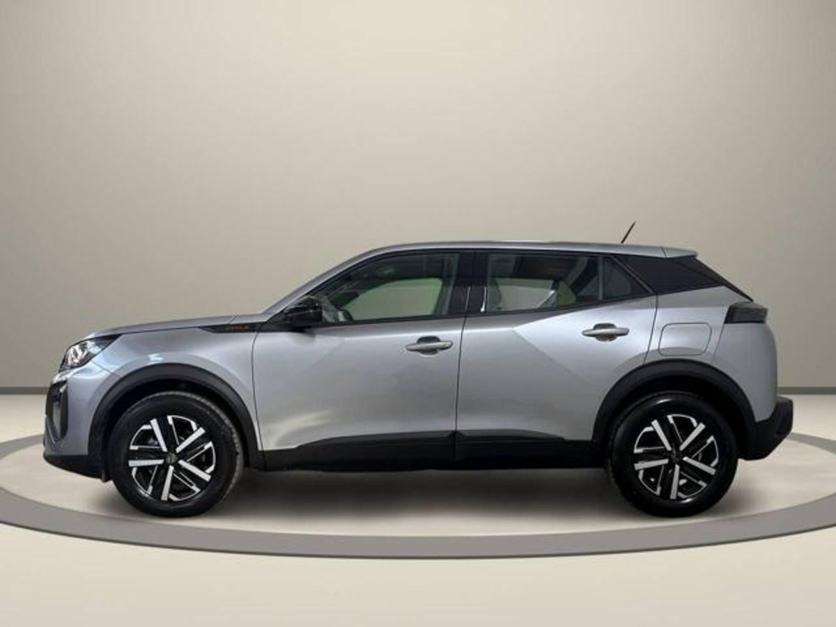 Peugeot 2008 1.2 hybrid Style 145cv e-dcs6 (3)