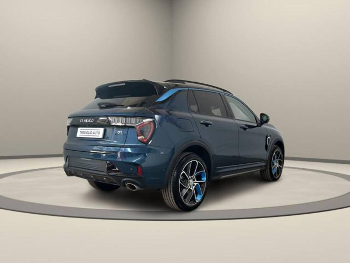 Lynk & Co 01 01 1.5 td phev (5)