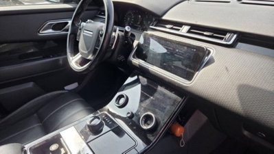 Land Rover Range Rover Velar 2.0D I4 240 CV R-Dynamic S (6)