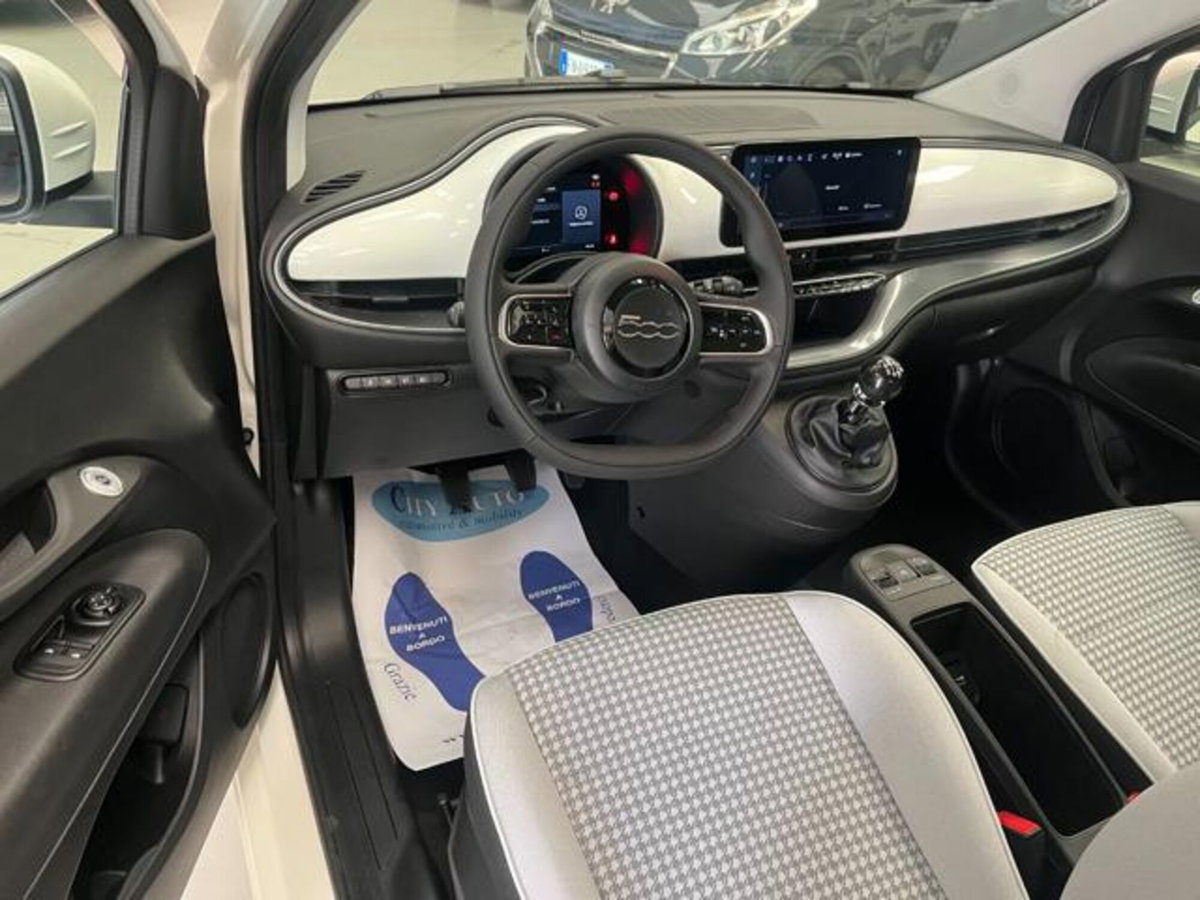 Fiat 500 1.0 hybrid Torino (9)