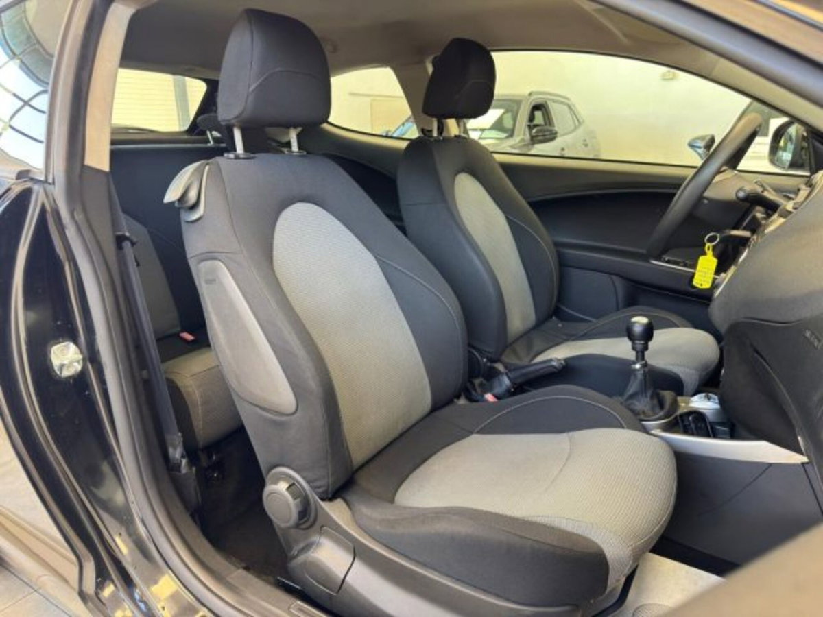 Alfa Romeo MiTo 1.4 78 CV Distinctive (8)