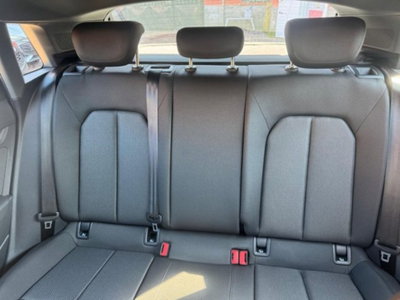 Audi A3 Sportback 35 TDI S tronic Business (16)