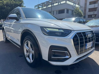 Audi Q5 35 TDI S tronic Business Advanced (2)