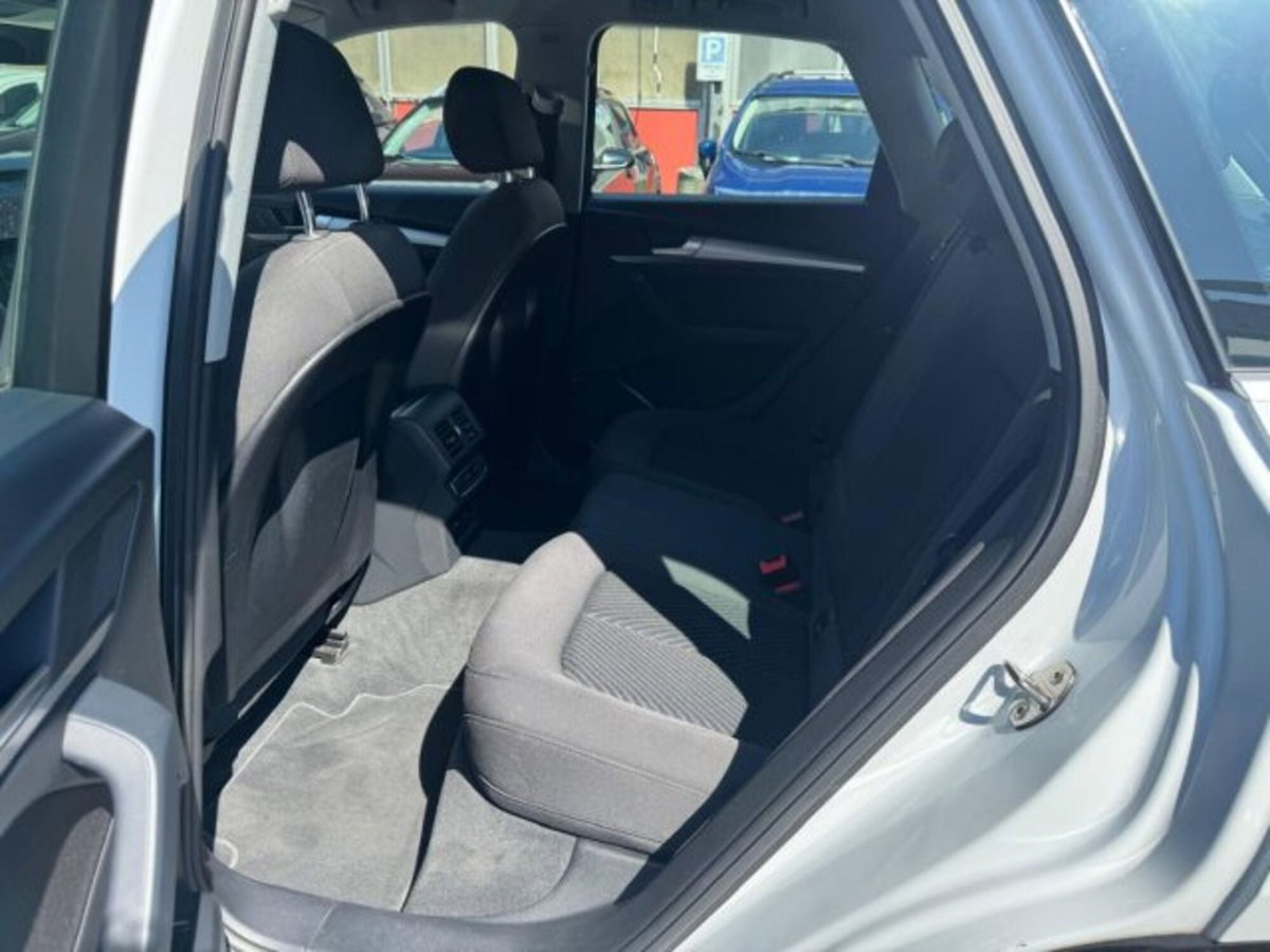 Audi Q5 35 TDI S tronic Business Advanced (20)