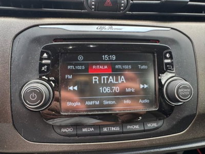 Alfa Romeo Giulietta 1.6 JTDm Distinctive 120cv (14)