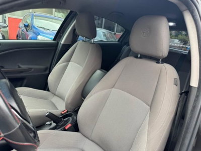 Alfa Romeo Giulietta 1.6 JTDm Distinctive 120cv (17)