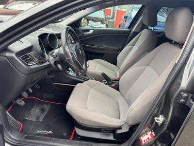 Alfa Romeo Giulietta 1.6 JTDm Distinctive 120cv (19)
