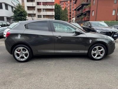 Alfa Romeo Giulietta 1.6 JTDm Distinctive 120cv (7)