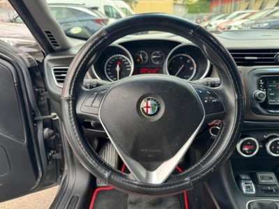 Alfa Romeo Giulietta 1.6 JTDm Distinctive 120cv (9)