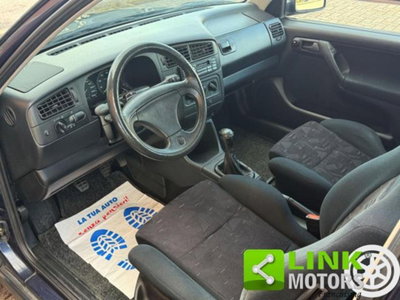 Volkswagen Golf 2.0 cat 3 porte GT Special (9)