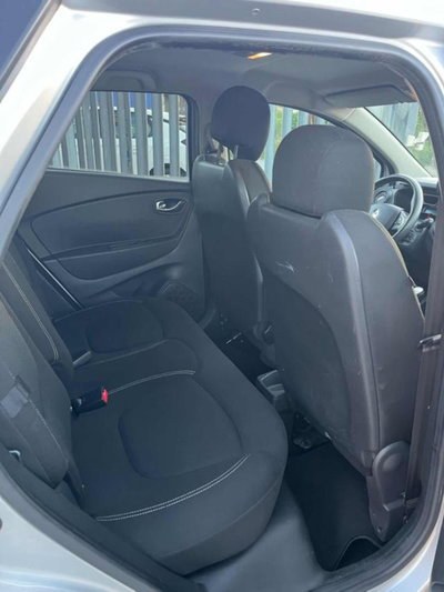 Renault Captur dCi 8V 110 CV Start&Stop Energy Initiale Paris (19)