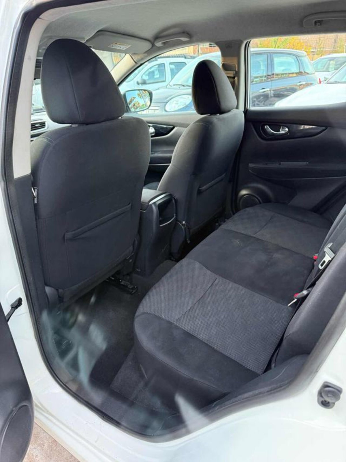 Nissan Qashqai 1.6 dCi 2WD Tekna (14)