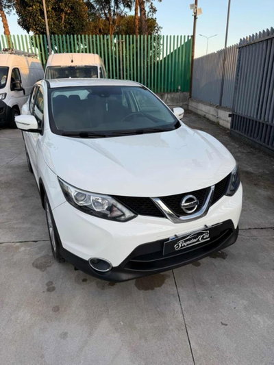 Nissan Qashqai 1.6 dCi 2WD Tekna (3)