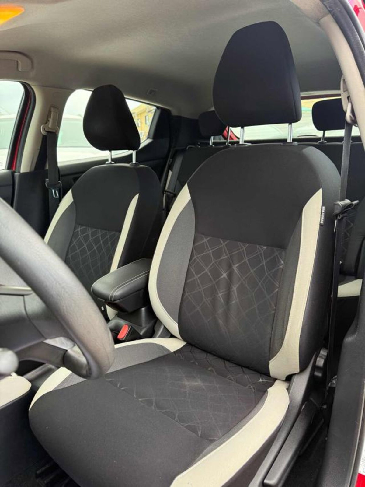 Nissan Micra dCi 90 5 porte N-Connecta (14)