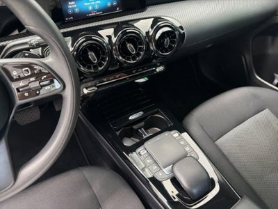 Mercedes-Benz Classe A 180 d Automatic Executive (12)