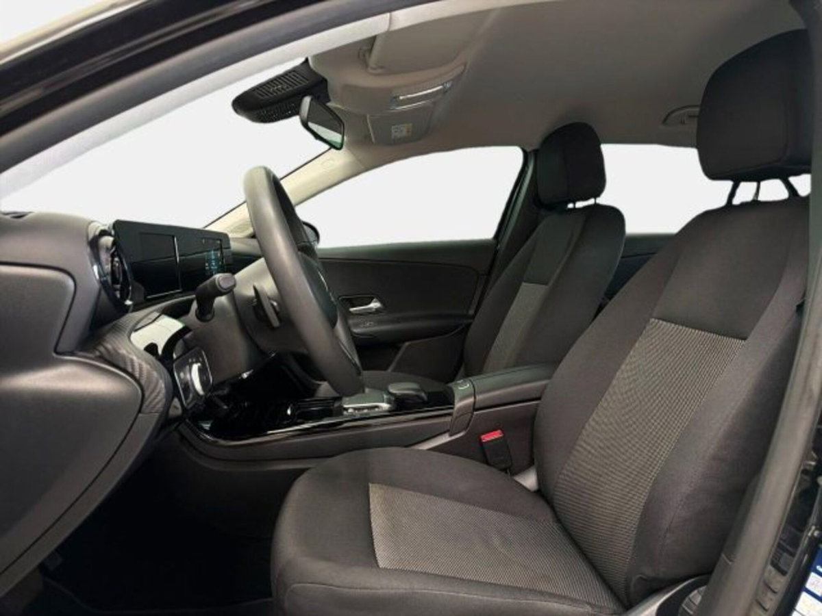 Mercedes-Benz Classe A 180 d Automatic Executive (13)