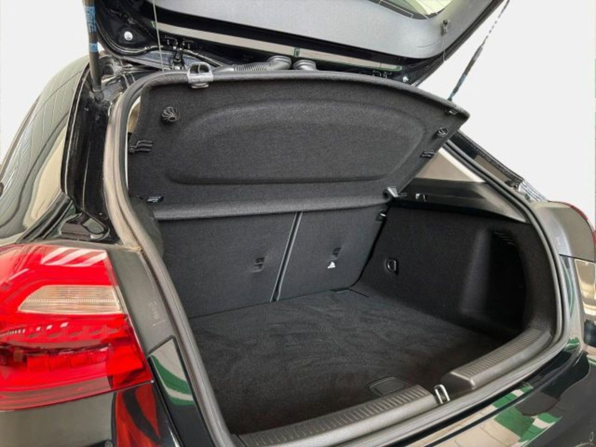 Mercedes-Benz Classe A 180 d Automatic Executive (15)