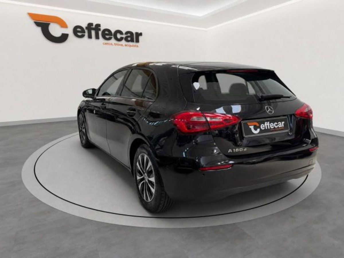 Mercedes-Benz Classe A 180 d Automatic Executive (4)