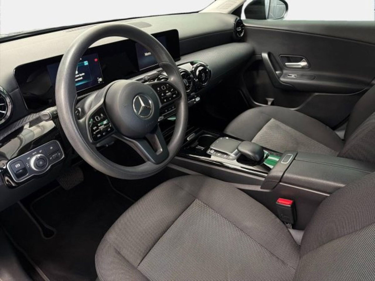 Mercedes-Benz Classe A 180 d Automatic Executive (8)