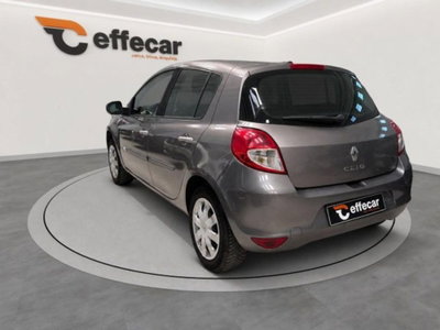 Renault Clio 1.2 16V 5 porte Luxe (4)
