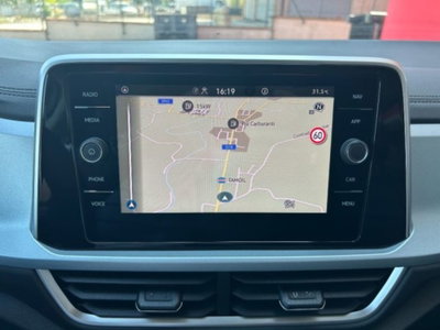Volkswagen T-Roc 1.0 tsi Style 115cv (10)