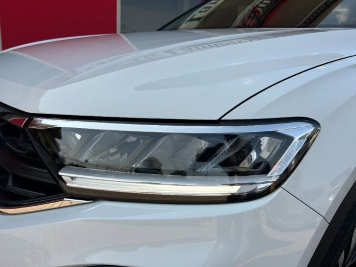 Volkswagen T-Roc 1.0 tsi Style 115cv (20)