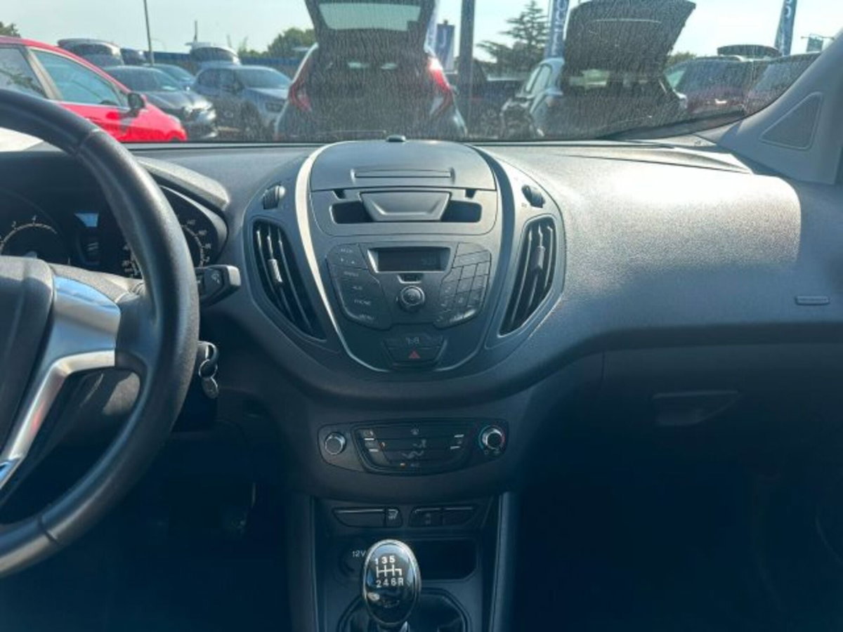 Ford Transit Courier 1.0 EcoBoost 100CV  Trend (11)
