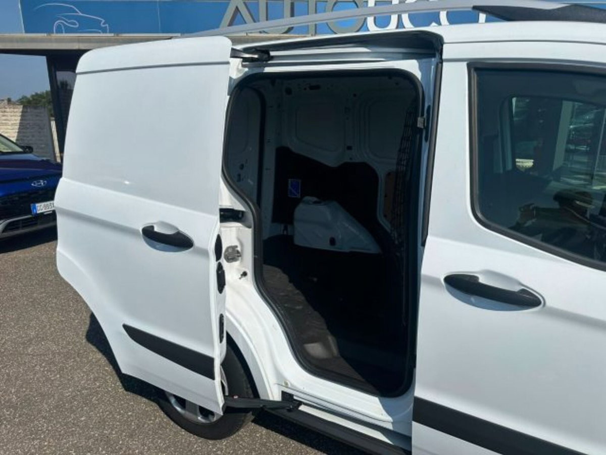 Ford Transit Courier 1.0 EcoBoost 100CV  Trend (13)