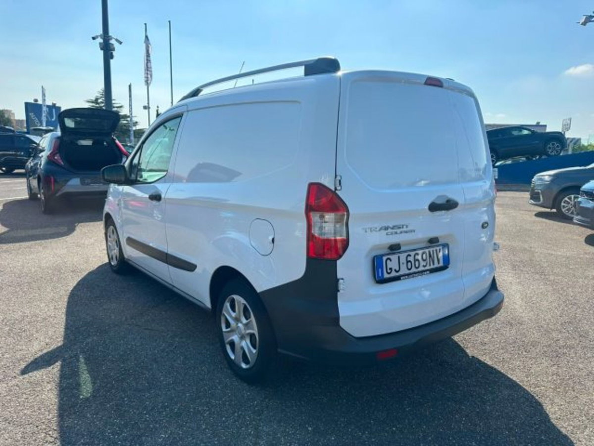 Ford Transit Courier 1.0 EcoBoost 100CV  Trend (19)