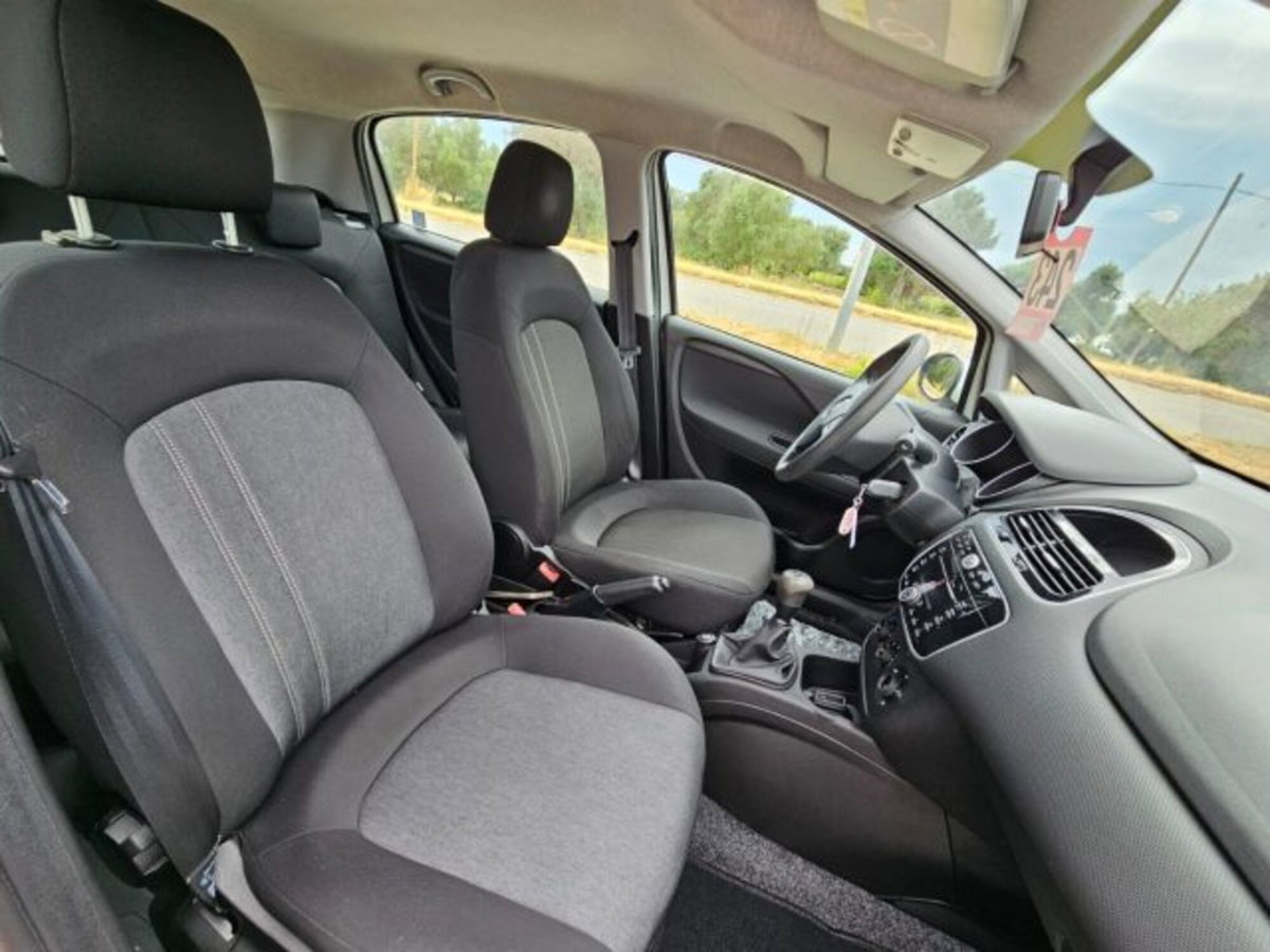 Fiat Punto 1.3 MJT 95CV S&S MTA 5 porte Van Easy 4 posti (16)