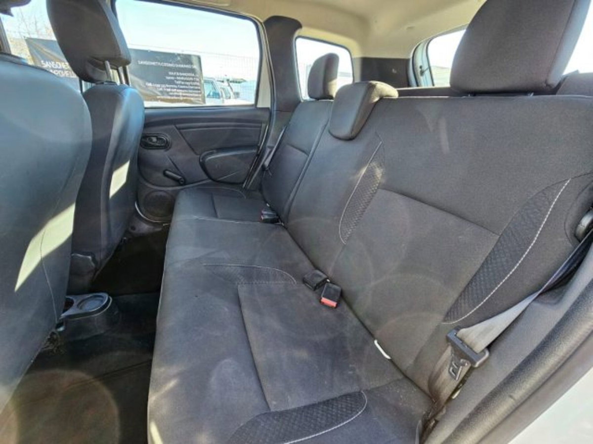 Dacia Duster 1.6 115CV Start&Stop 4x4 Ambiance (18)