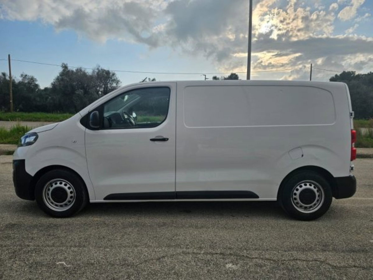 Fiat Scudo Furgone ce 2.0 bluehdi 145cv L2H1 d.cab.fissa Lounge (13)
