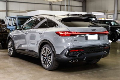 Audi Q5 Sportback 40 2.0 tdi mhev 12V S line Plus quattro s-tronic (2)