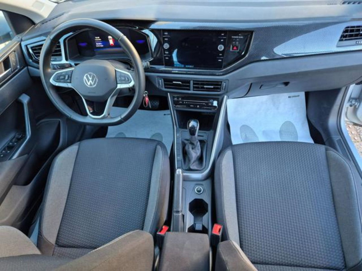 Volkswagen Polo 1.0 tsi Life 95cv dsg (13)